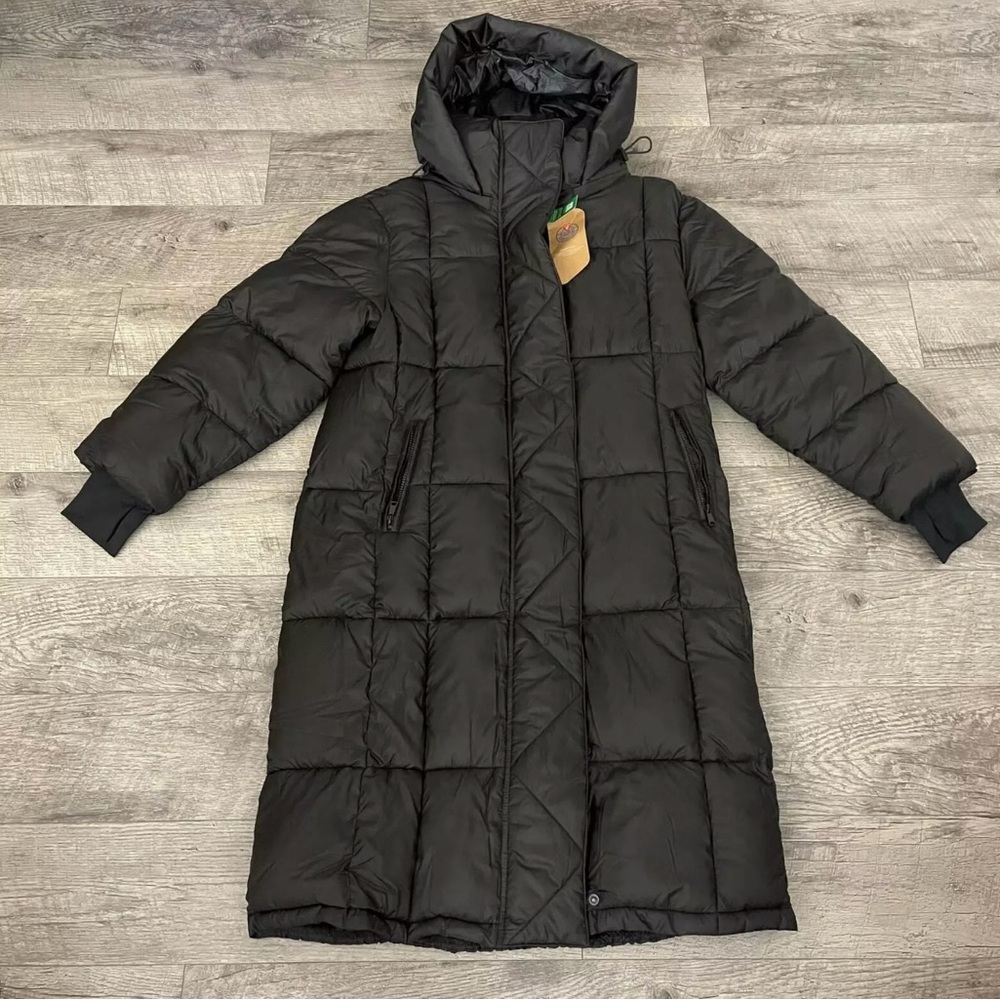 Gap recycled puffer coat.